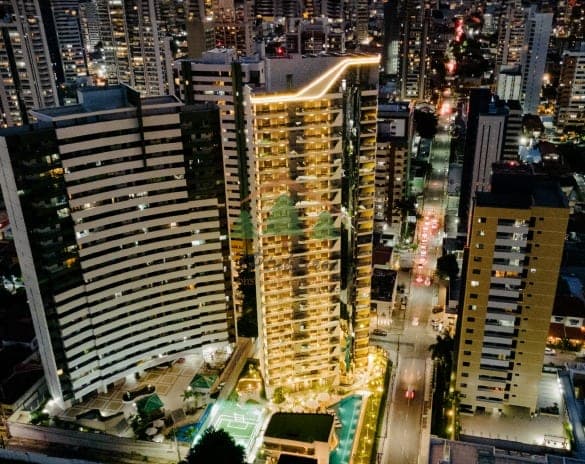 Icon Condominium Meireles: Mansões Suspensas com 1 por Andar e 5 Vagas em Fortaleza