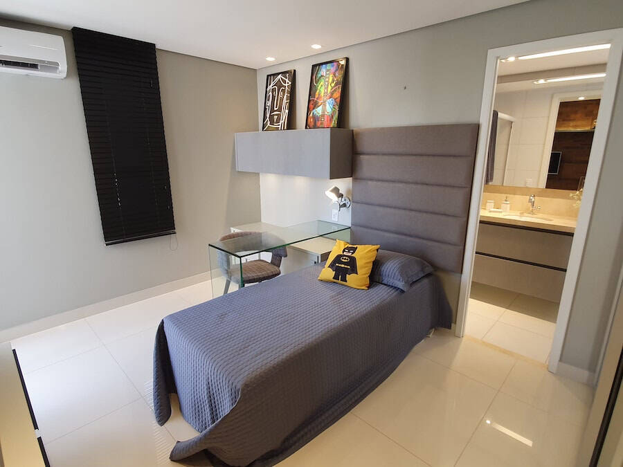 Apartamento à venda com 4 quartos, 162m² - Foto 19