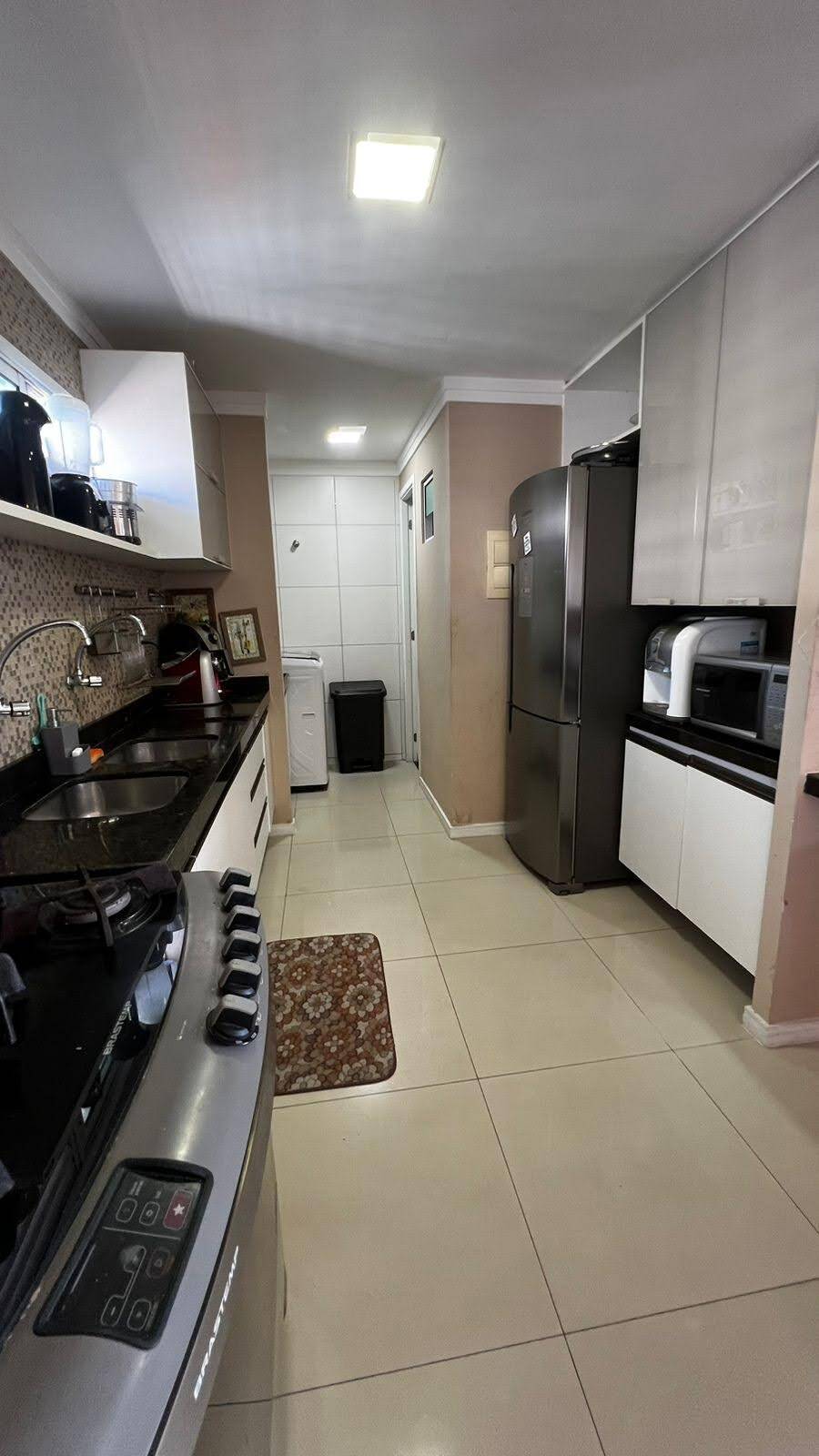 Apartamento à venda com 3 quartos, 94m² - Foto 27