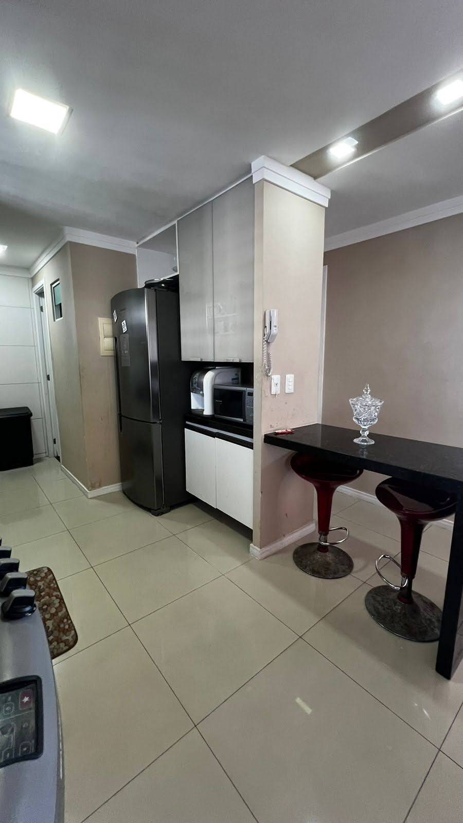 Apartamento à venda com 3 quartos, 94m² - Foto 29