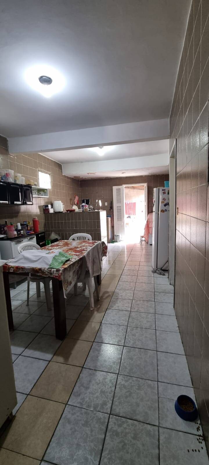 Casa à venda com 4 quartos, 400m² - Foto 11