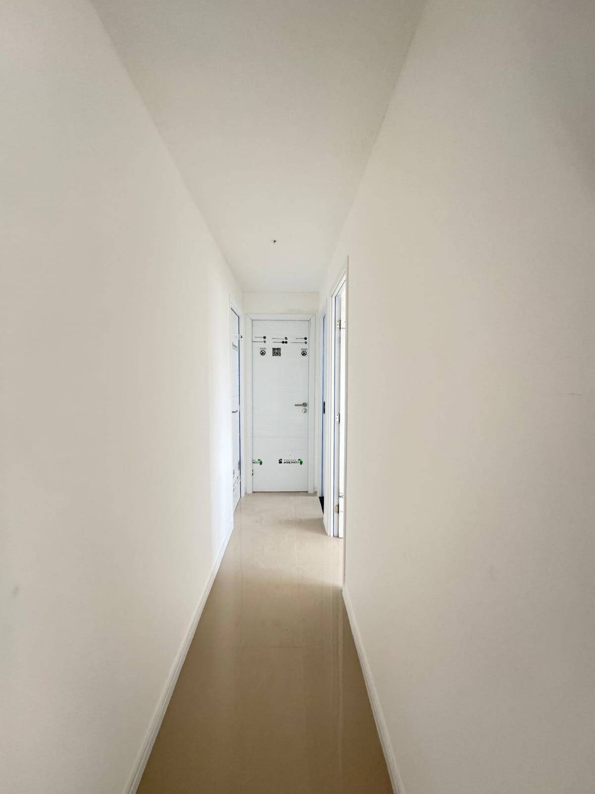 Apartamento à venda com 3 quartos, 83m² - Foto 3