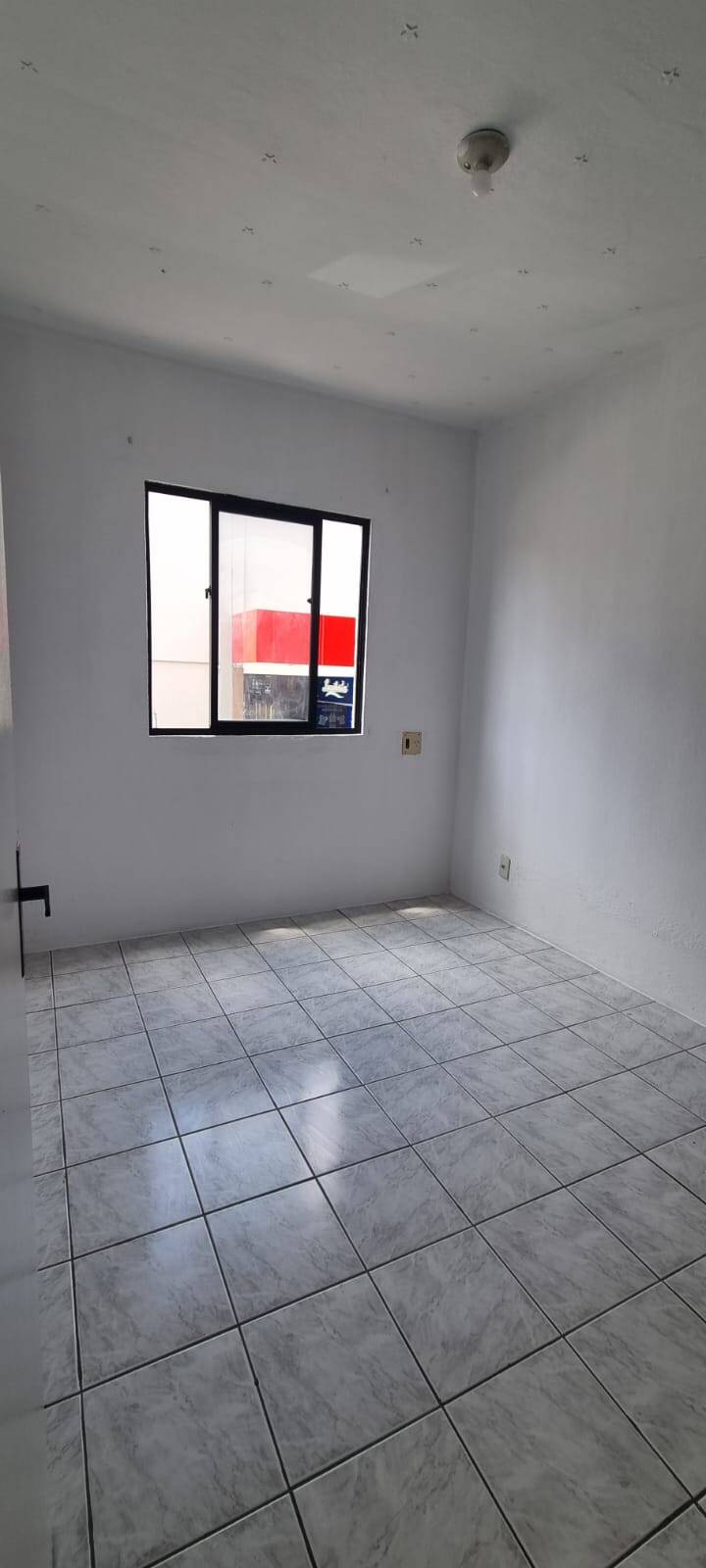 Apartamento à venda com 3 quartos, 60m² - Foto 7